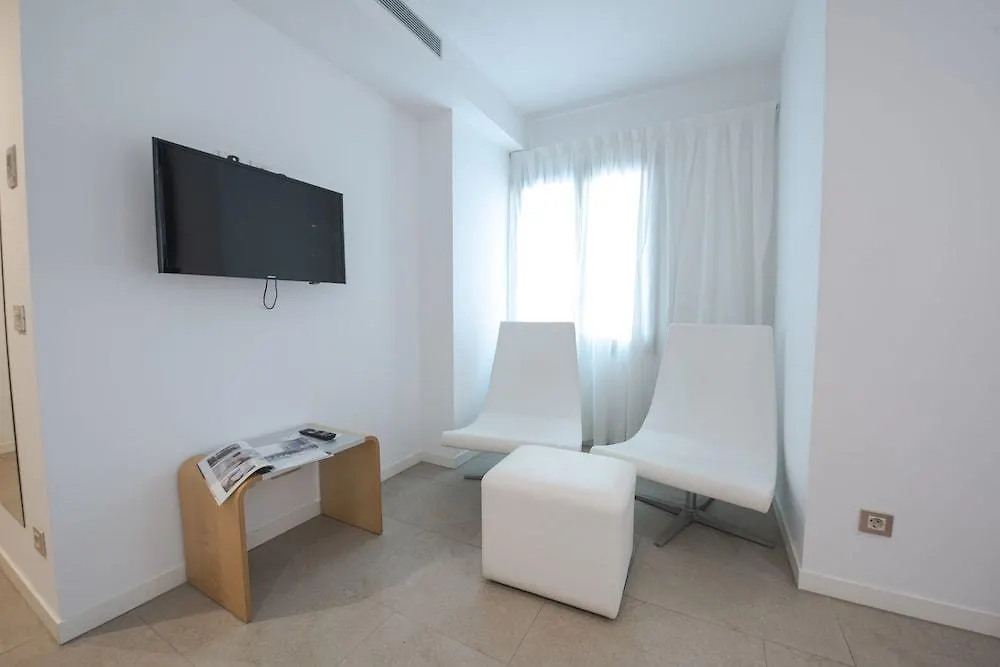 Nm Suites By Escampa Hotels プラヤ・デアロ