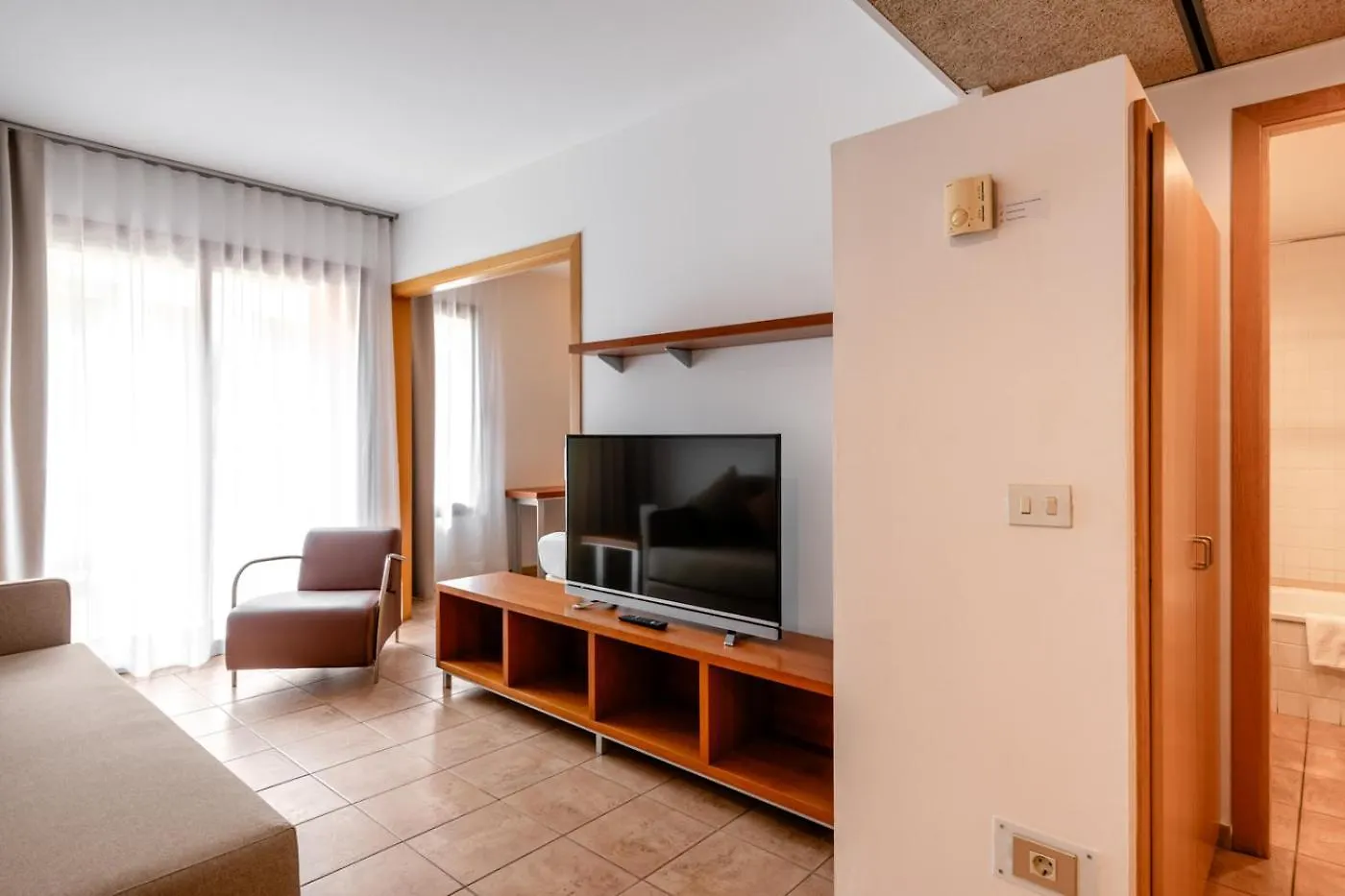 ****  Nm Suites By Escampa Hotels بلاتجا ذارو إسبانيا
