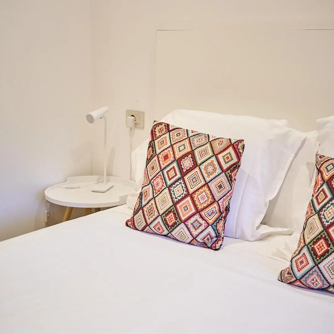 Nm Suites By Escampa Hotels プラヤ・デアロ